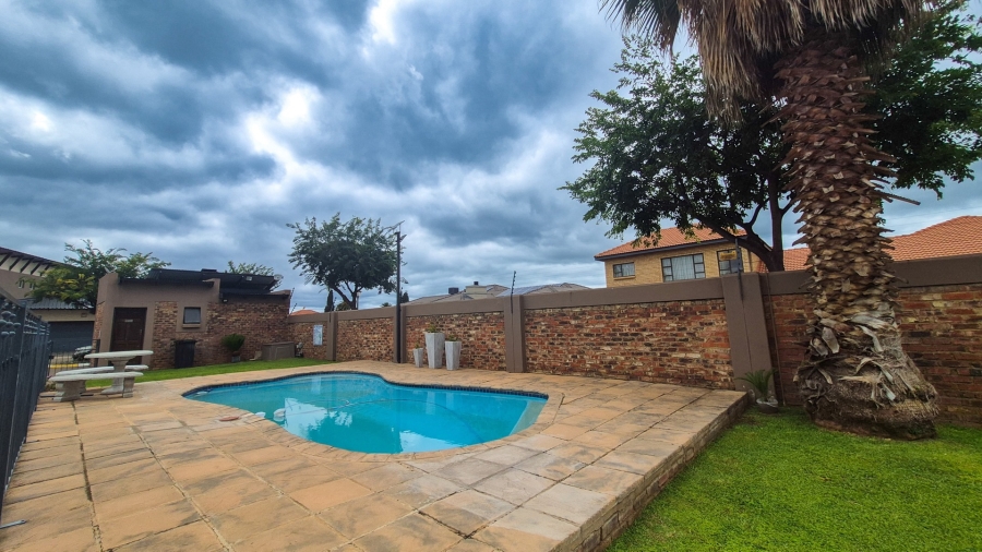 3 Bedroom Property for Sale in Baillie Park North West